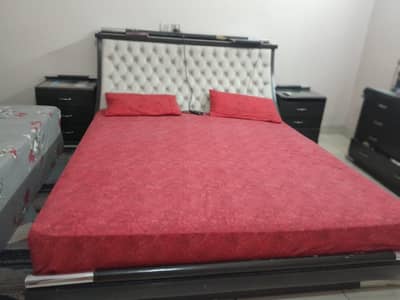Master bed