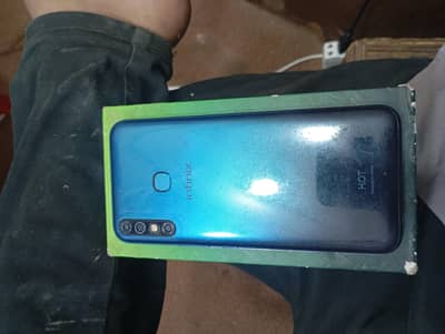 Infinix Hot 8