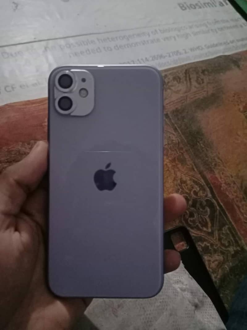 Apple iPhone 11 3