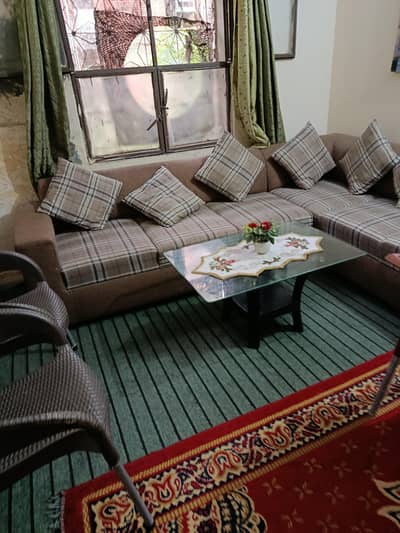 L Shape set with 6 pillows