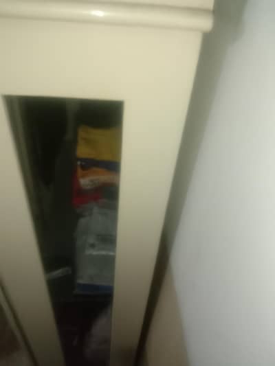 urgent sale showcase