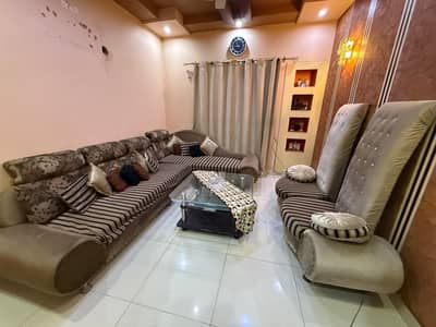 Good Condition Sofa set with table