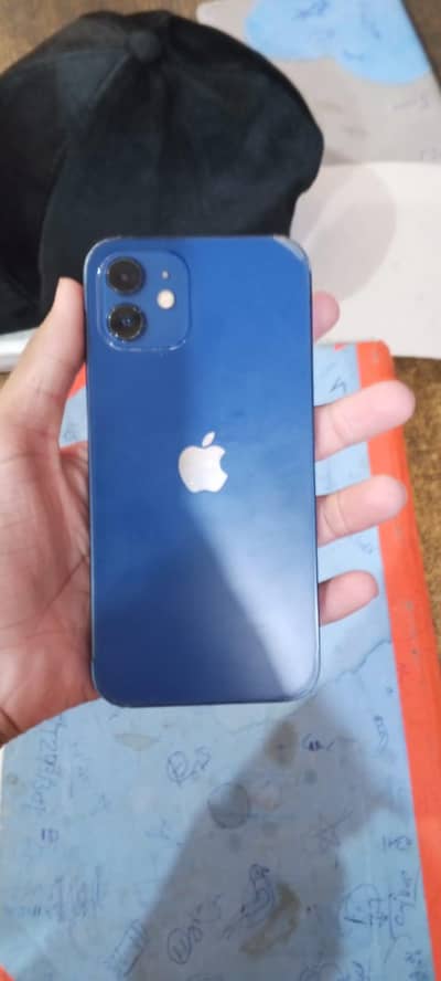 Apple iPhone 12