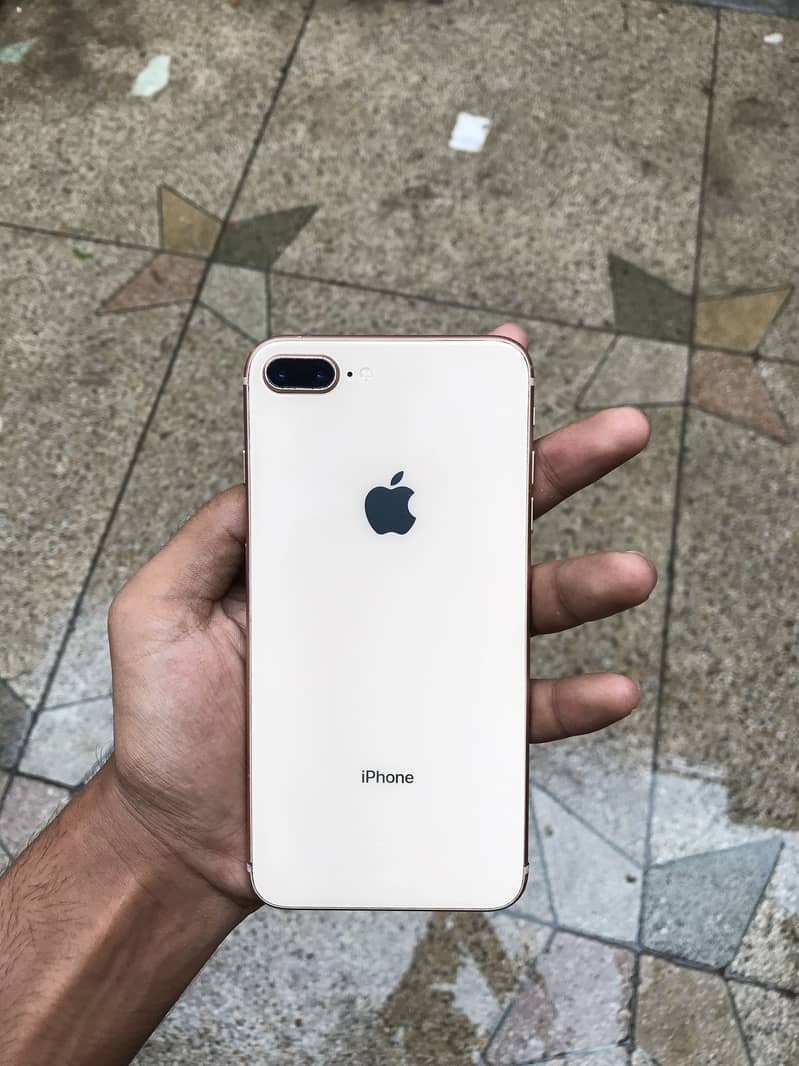 iPhone 8plus 64gb 1