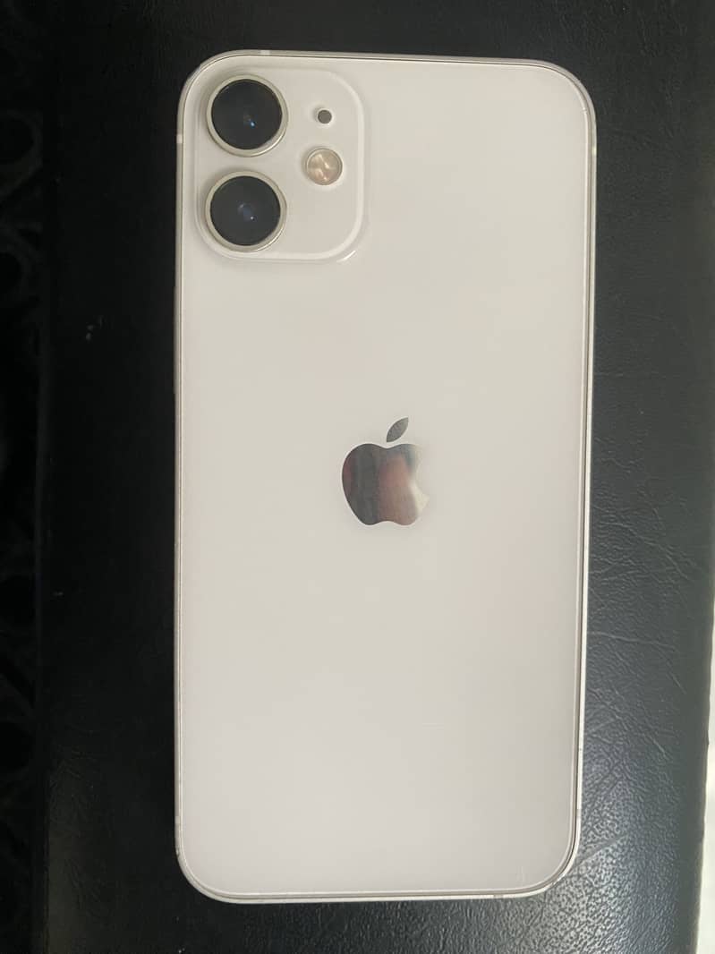 Apple iPhone 12 mini 4