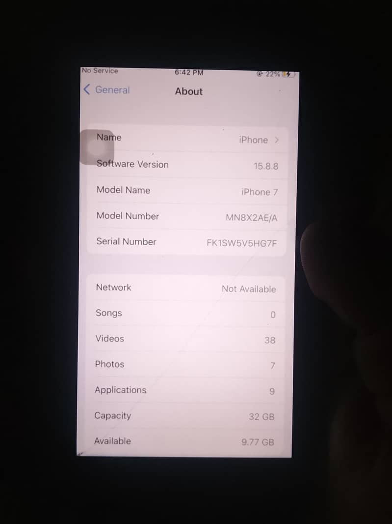 Apple iPhone 7 0