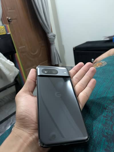 Google Pixel 8