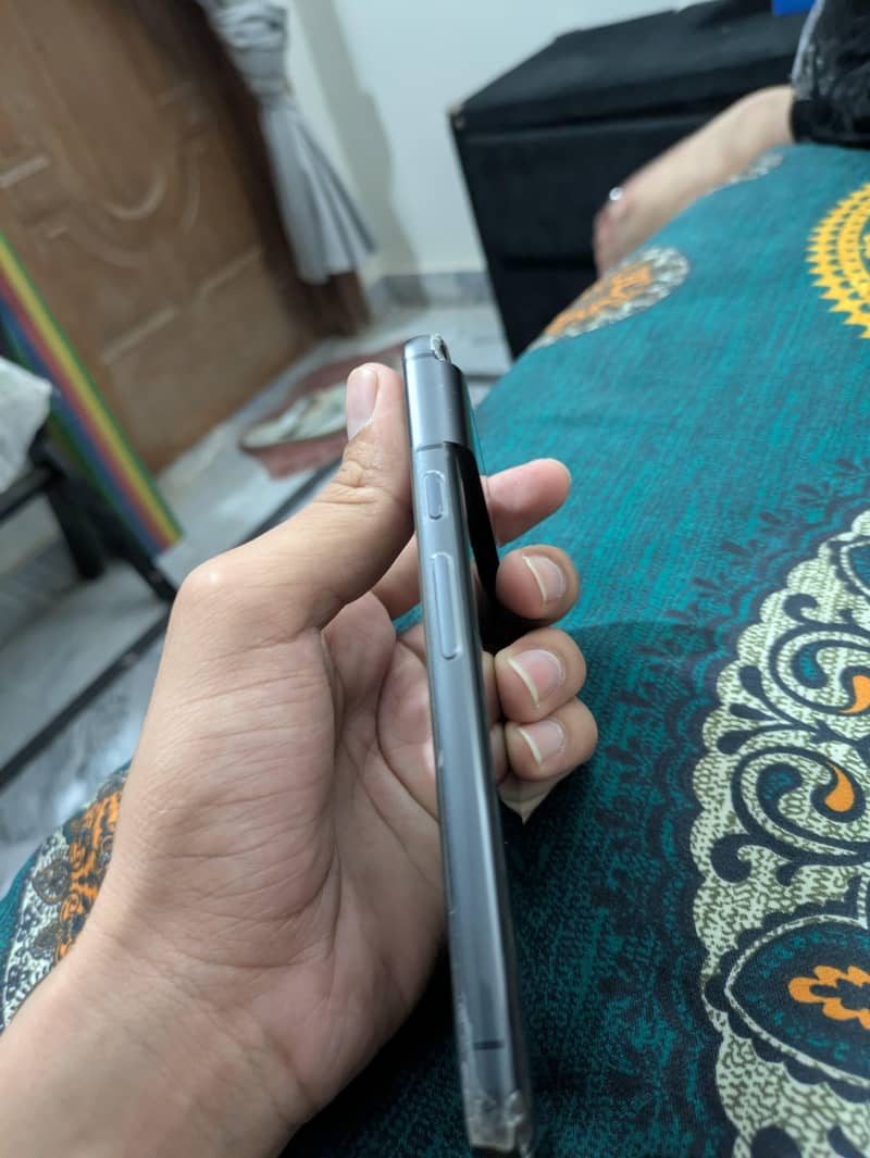 Google Pixel 8 2