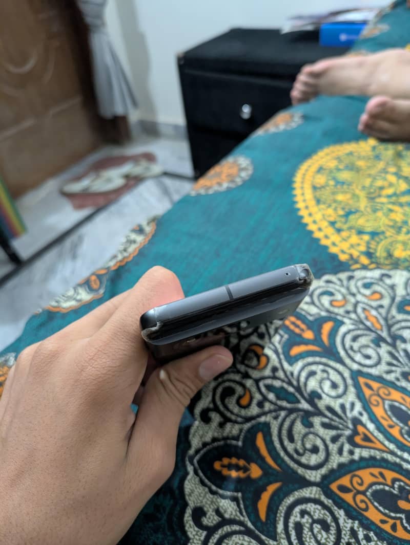 Google Pixel 8 3