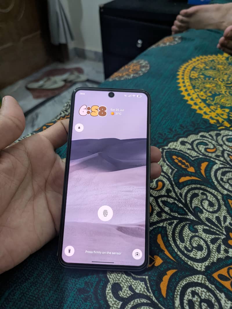 Google Pixel 8 9