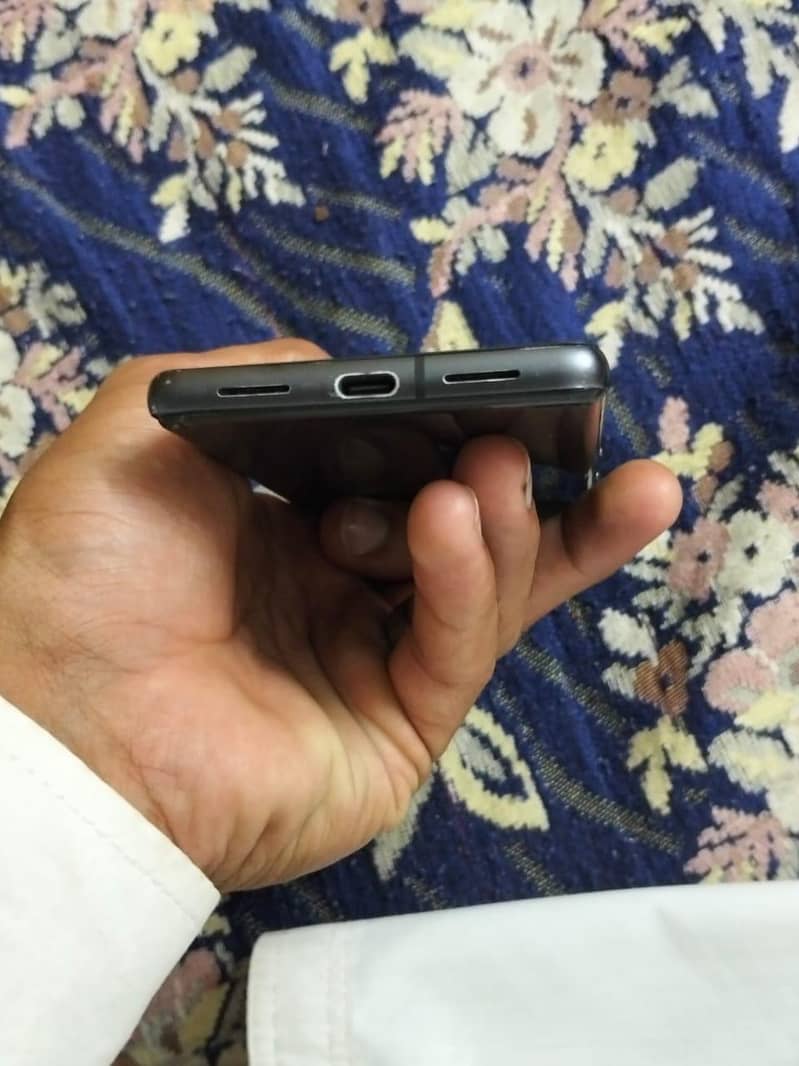 Google Pixel 7 3