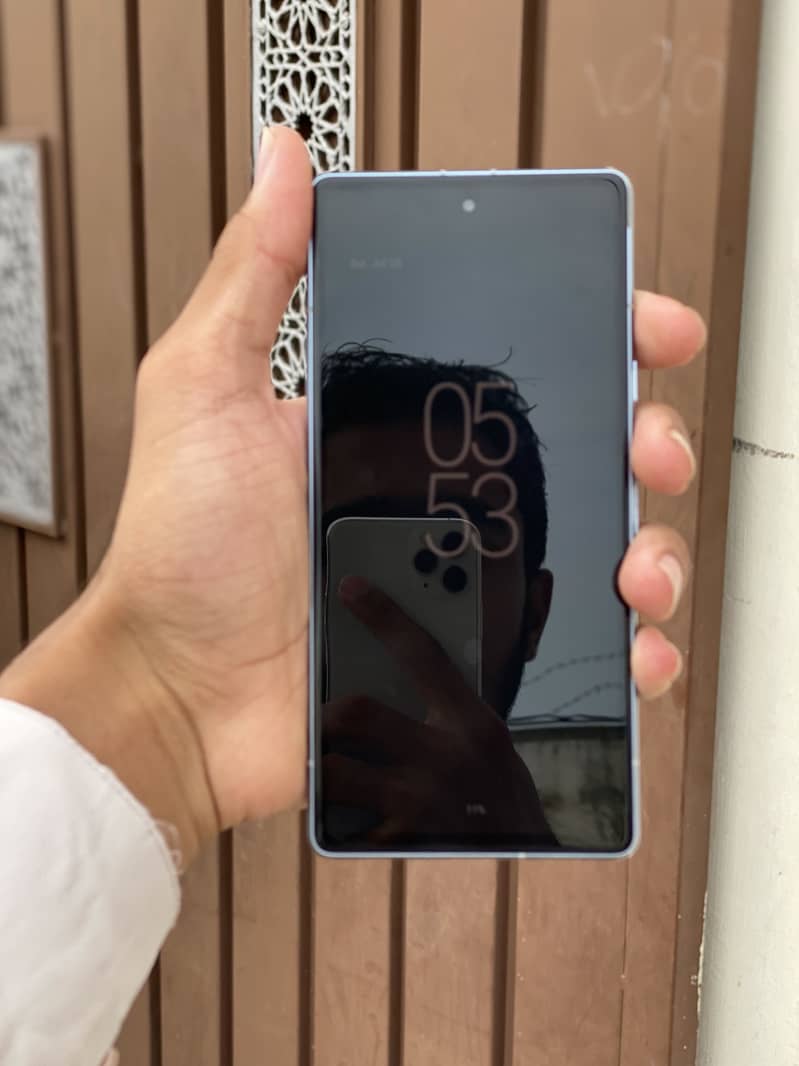 Google pixel 7a 1