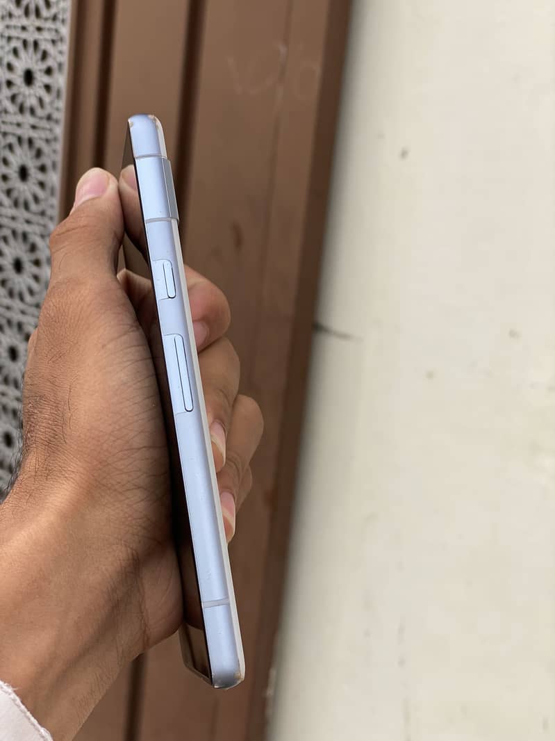 Google pixel 7a 3