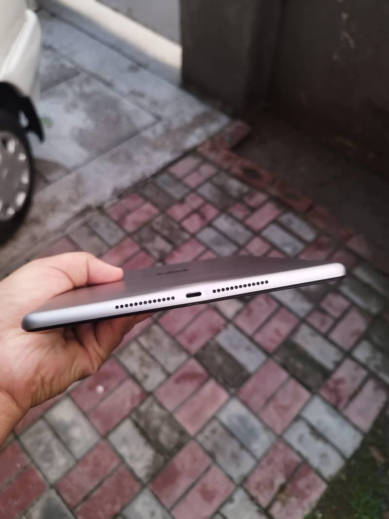 IPad 5th generation 2