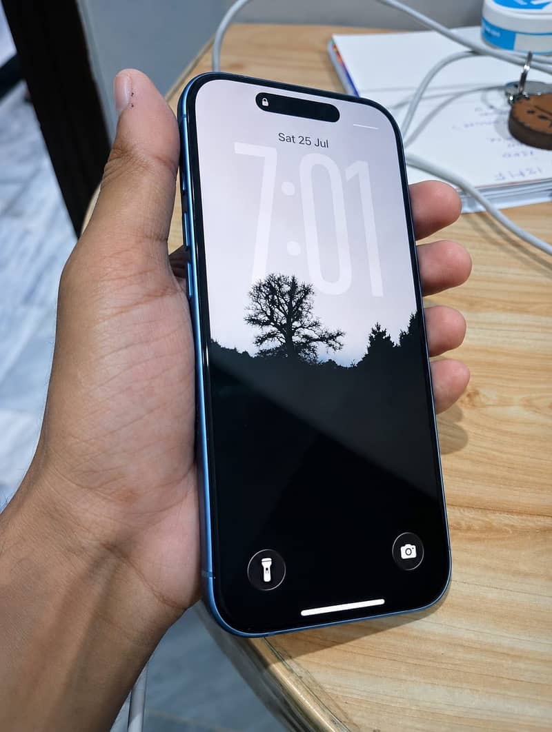Apple iPhone 17 2