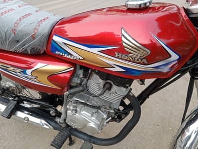 Honda 125 Hyderabad number 19 model