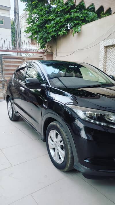Honda Vezel 2016