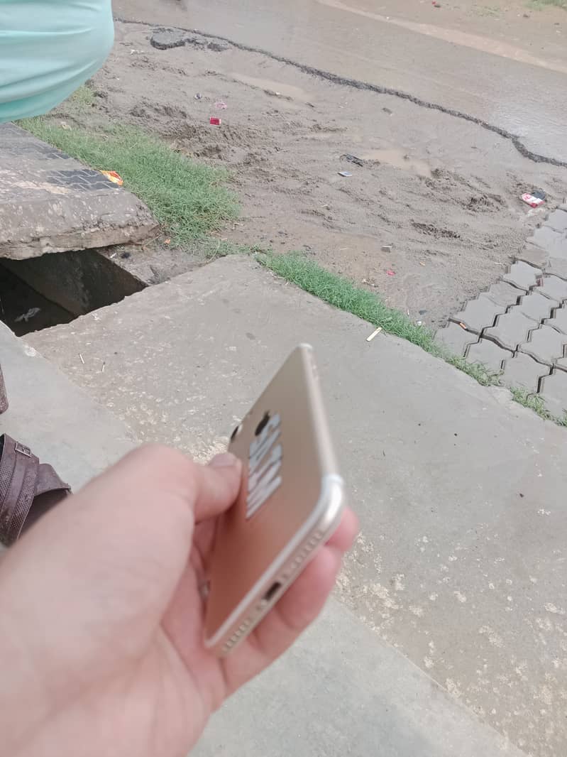 iPhone 7 1