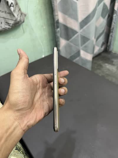 Vivo V23e 10/10 condition with box and charger genuine