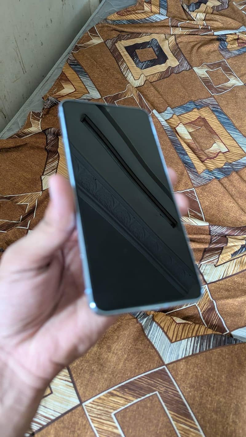 Google Pixel 8 Pro 2