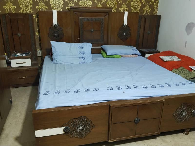Bedroom set 0