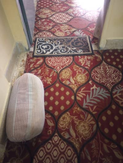 carpet urgent sell in so much reasonable price