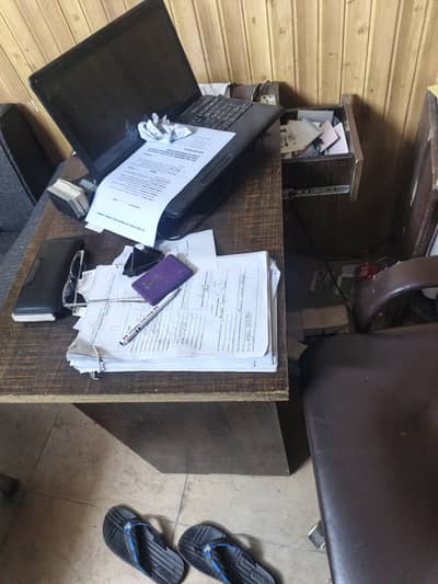 2×3 feet office table