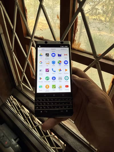 Blackberry Keyone Silver Edition
