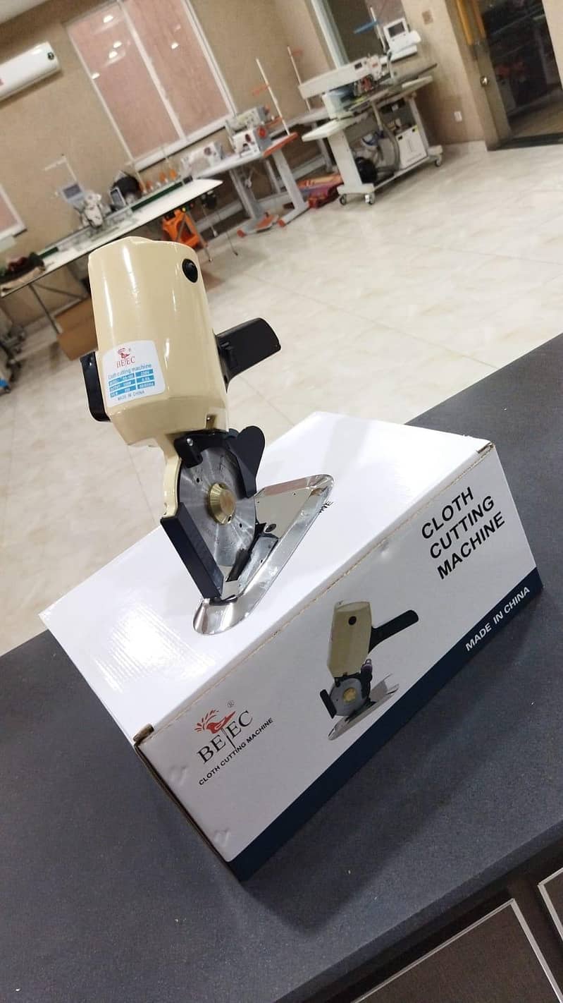 clothe cutting machine 0