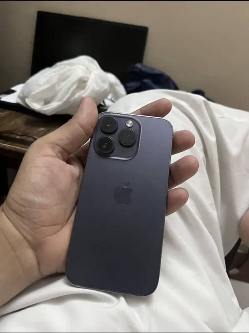 iPhone 14 Pro 0