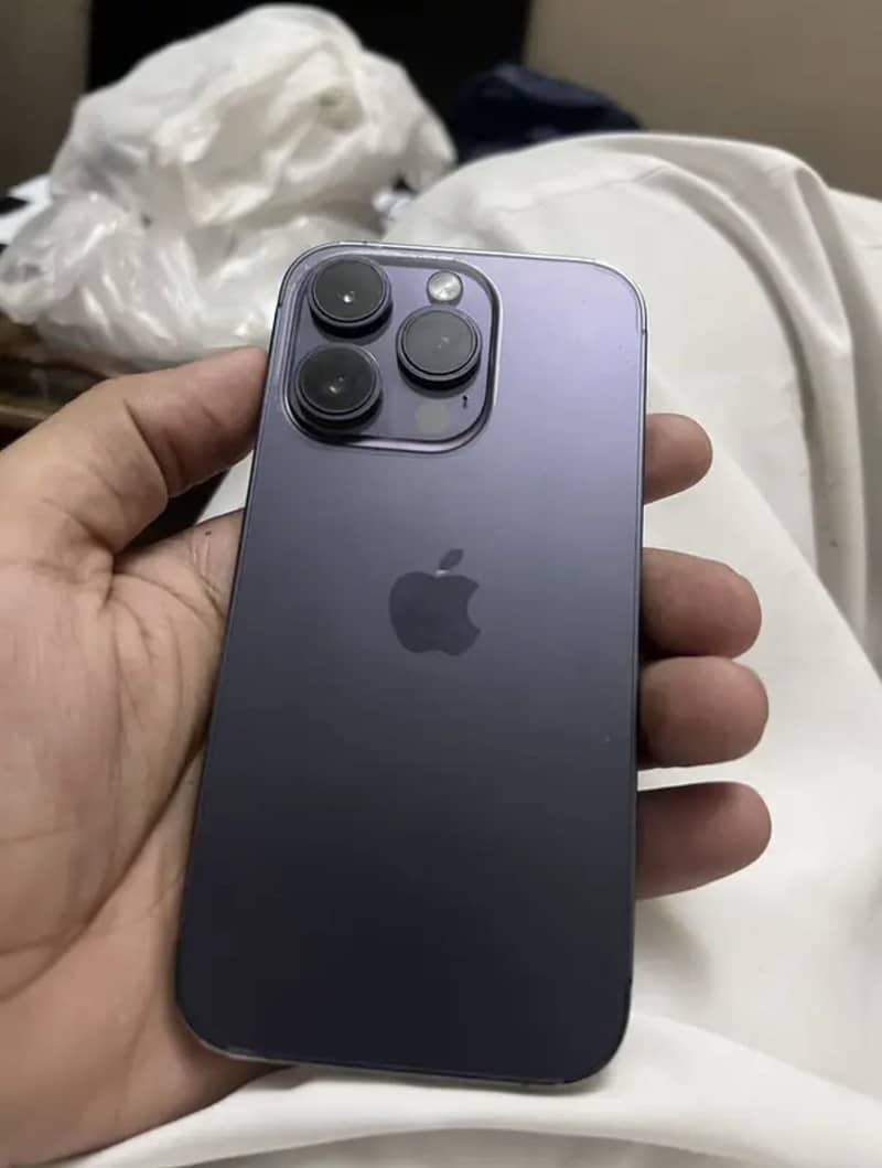 iPhone 14 Pro 3