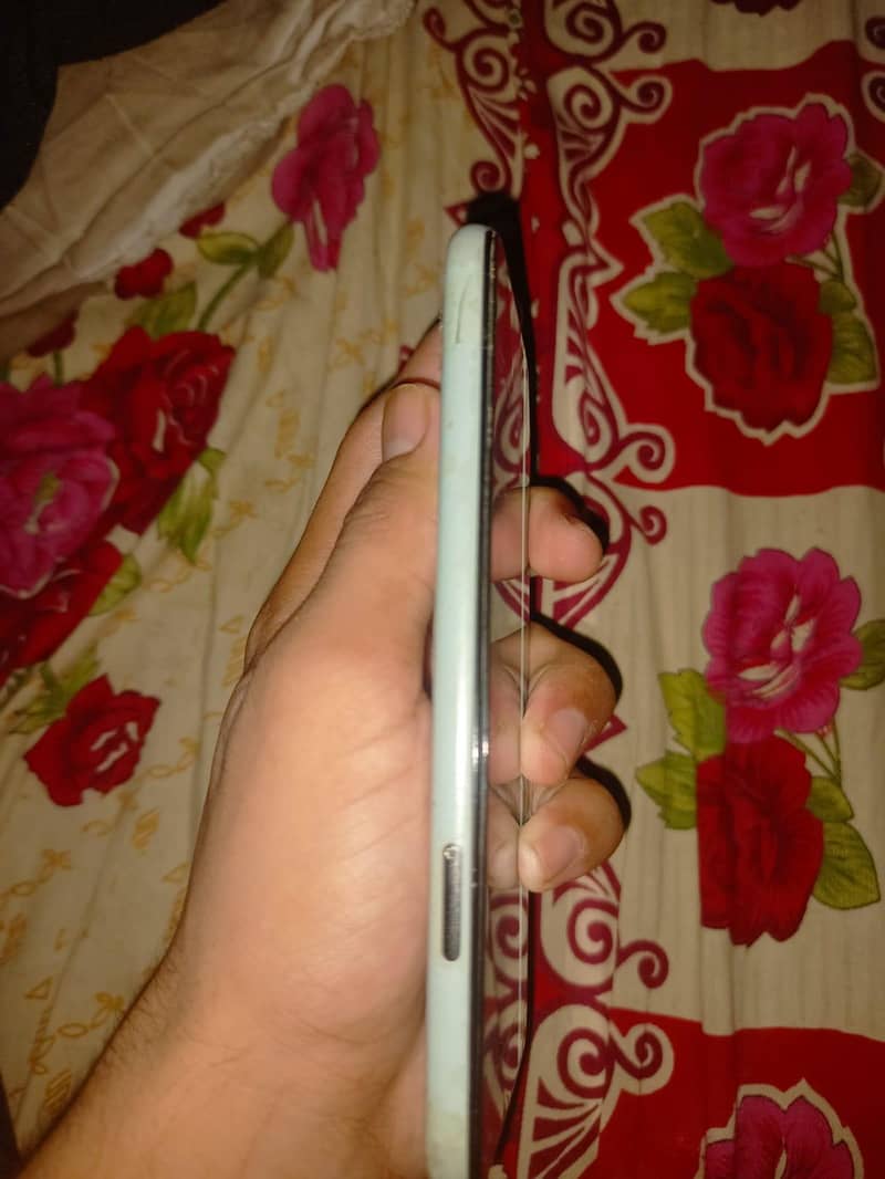 Google Pixel 5 4