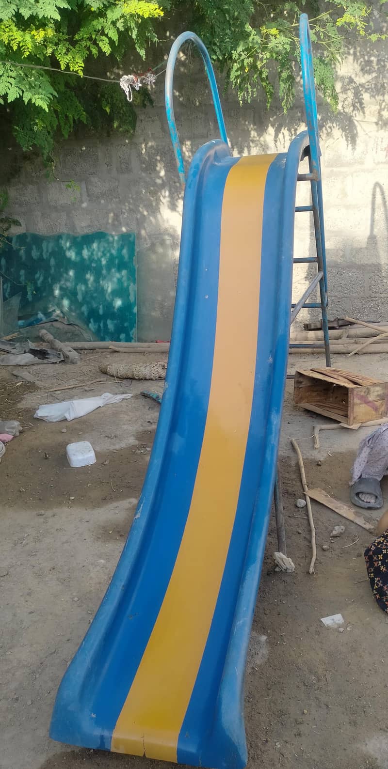 slide 0