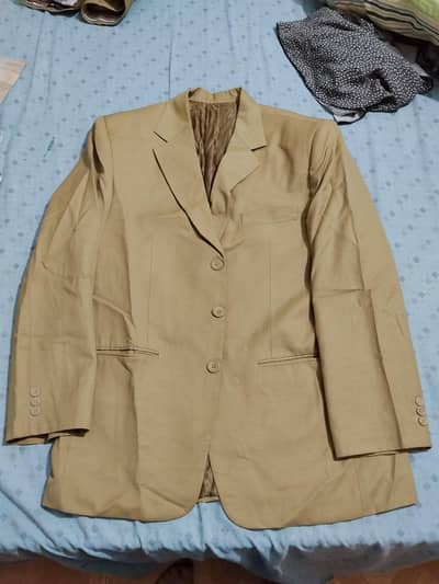 Premium Beige 2-Piece Suit / Coat Pant – Excellent Condition