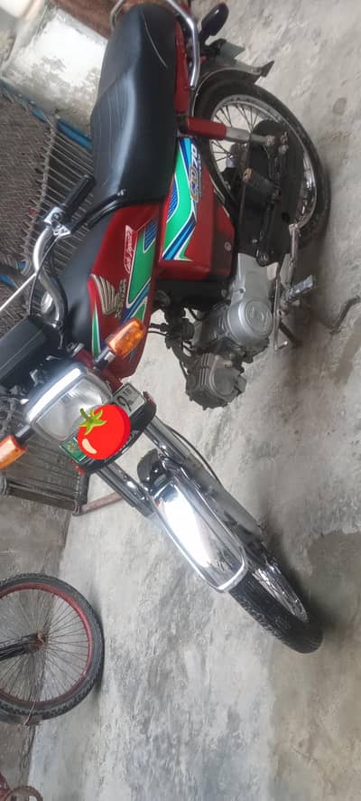 TOTAL GENIUNE HONDA CD 70CC  MODEL 17/18