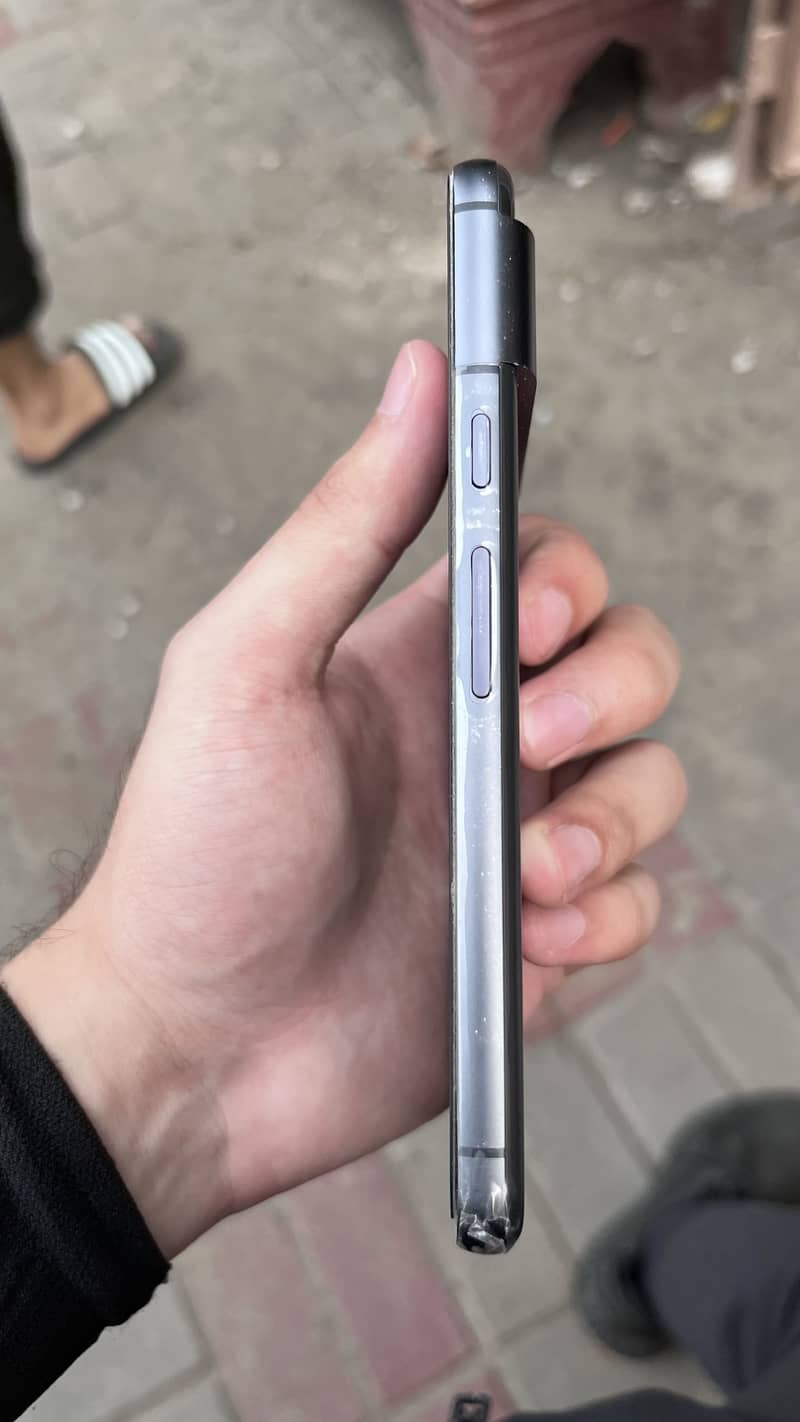 Google Pixel 8 0