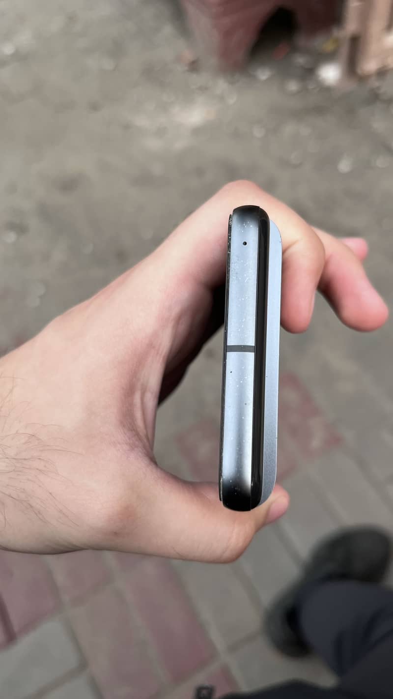Google Pixel 8 2