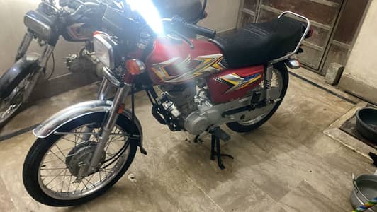 Honda CG 125 2025 August Model