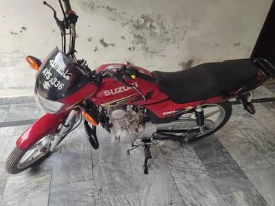 Suzuki GD 110S (2025) – 11k KM Driven – All Original Documents