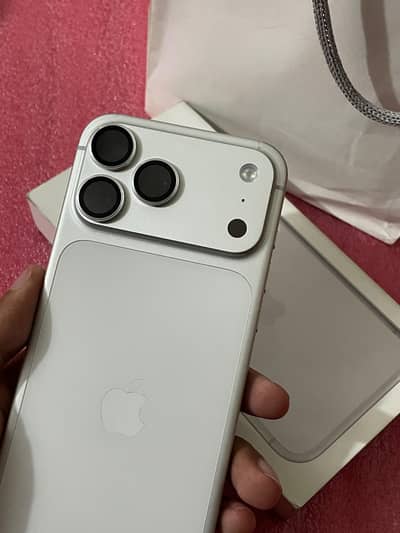 Apple iPhone 17 Pro Max