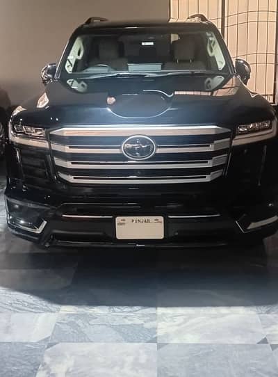 Toyota Land Cruiser zx 2022