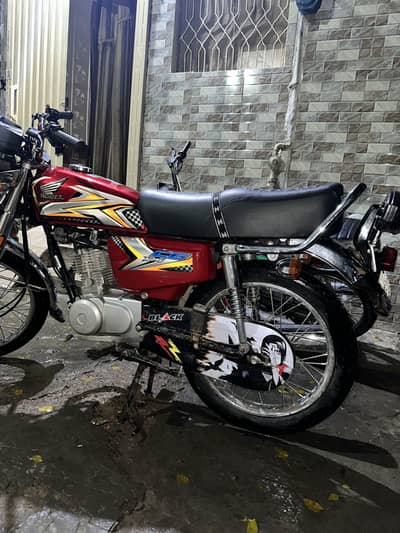 Honda 125 2025 model bilkul personal use paisa chiyia ia liyia sale kr