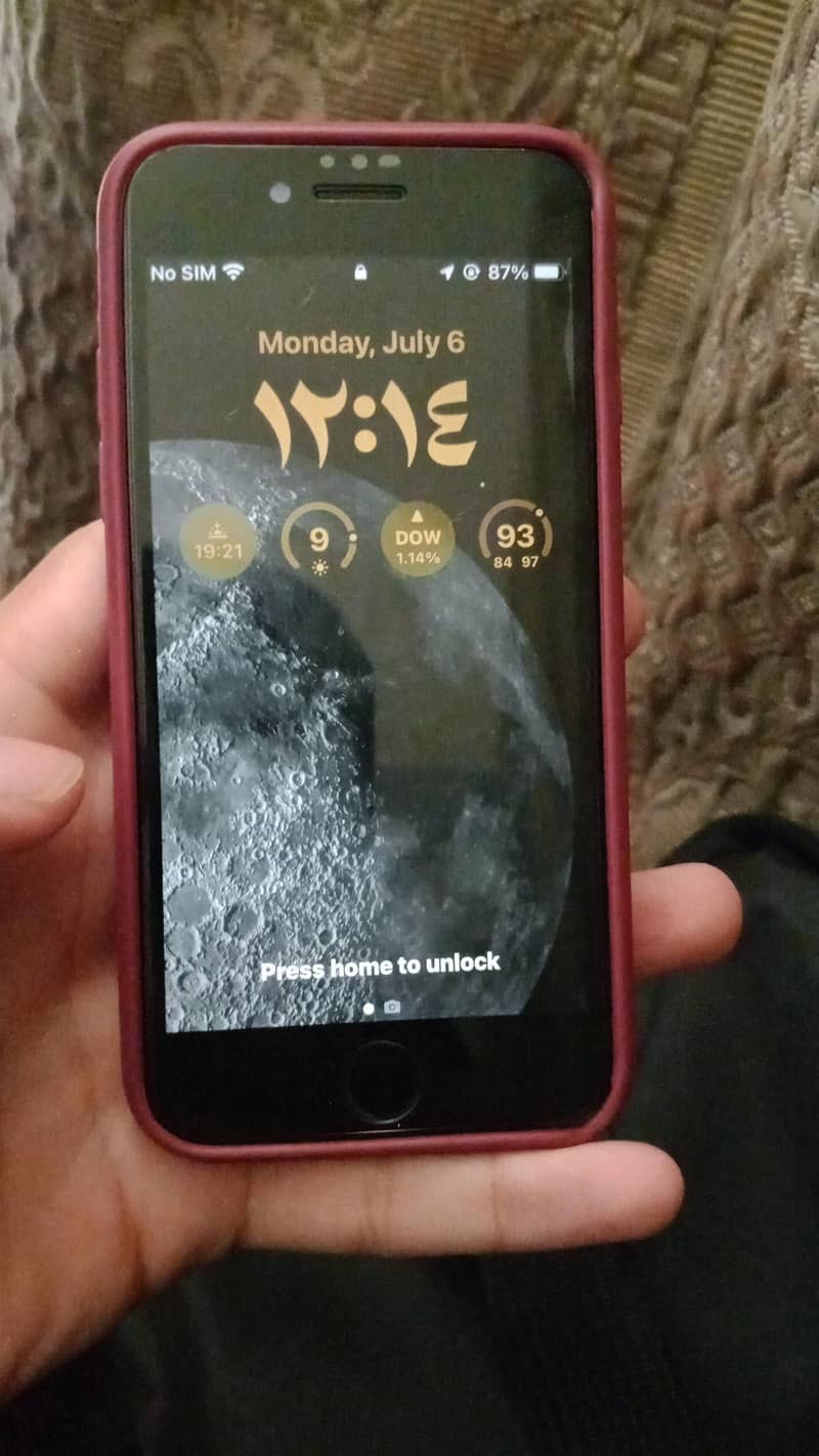 Apple iPhone 8 0