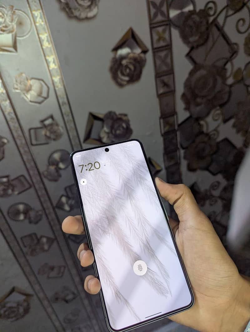Google Pixel 8 Pro 6