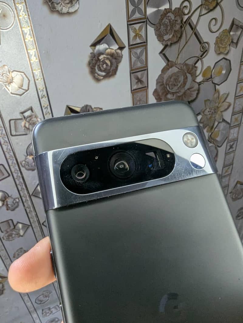 Google Pixel 8 Pro 7