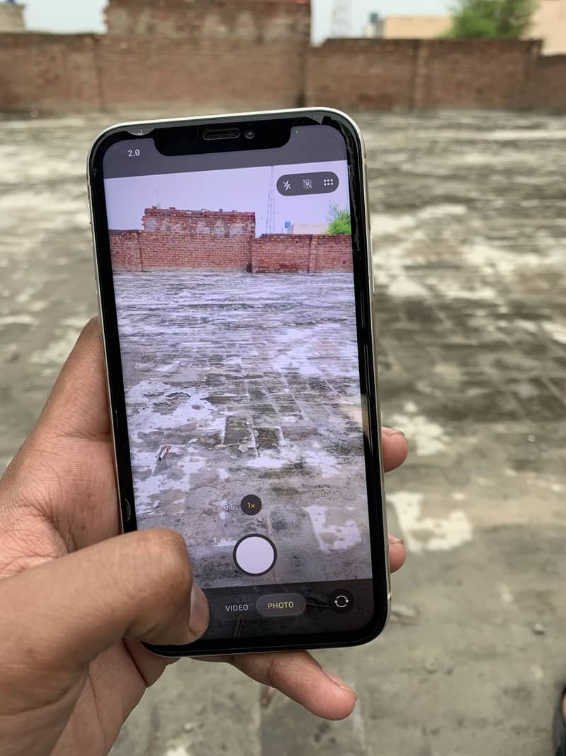 Apple iPhone 11 5