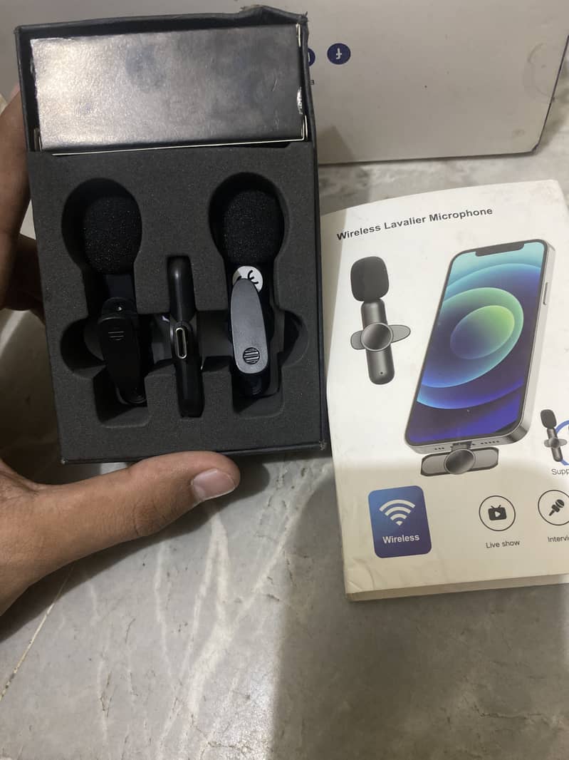 Wireless lavalier microphone 1