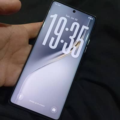Tecno CAMON 40 Pro