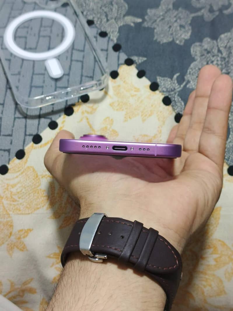 Apple iPhone 16 Plus 4
