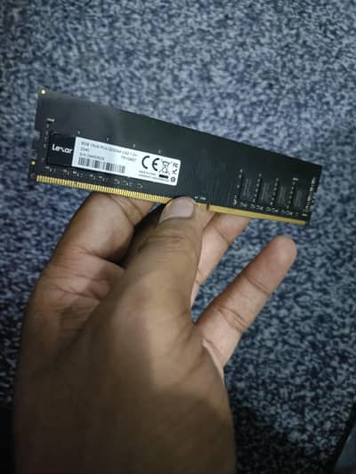 Corsair and lexar ram h dd4 8x2 (16gb)
